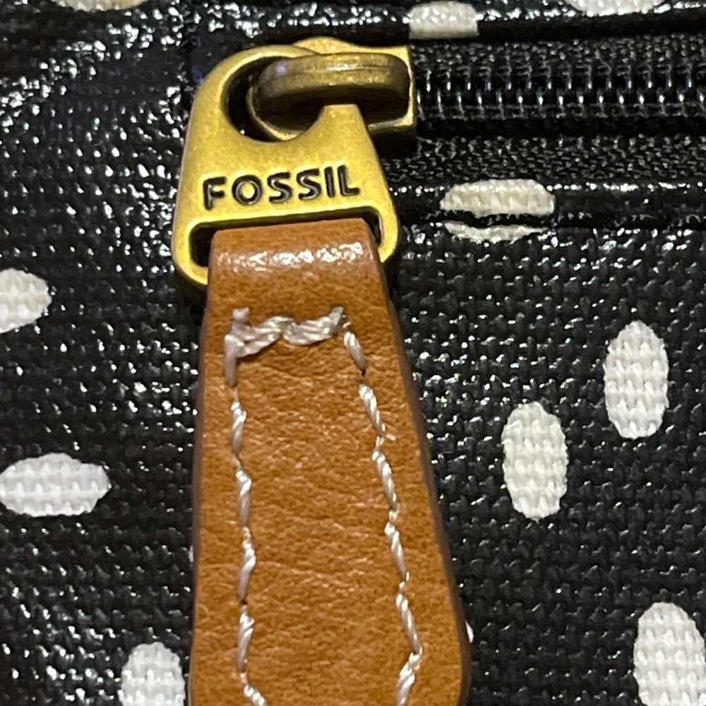 NWOT Fossil Black Mini Dot Key Per Zip Around Long Wallet - Picture 12 of 12